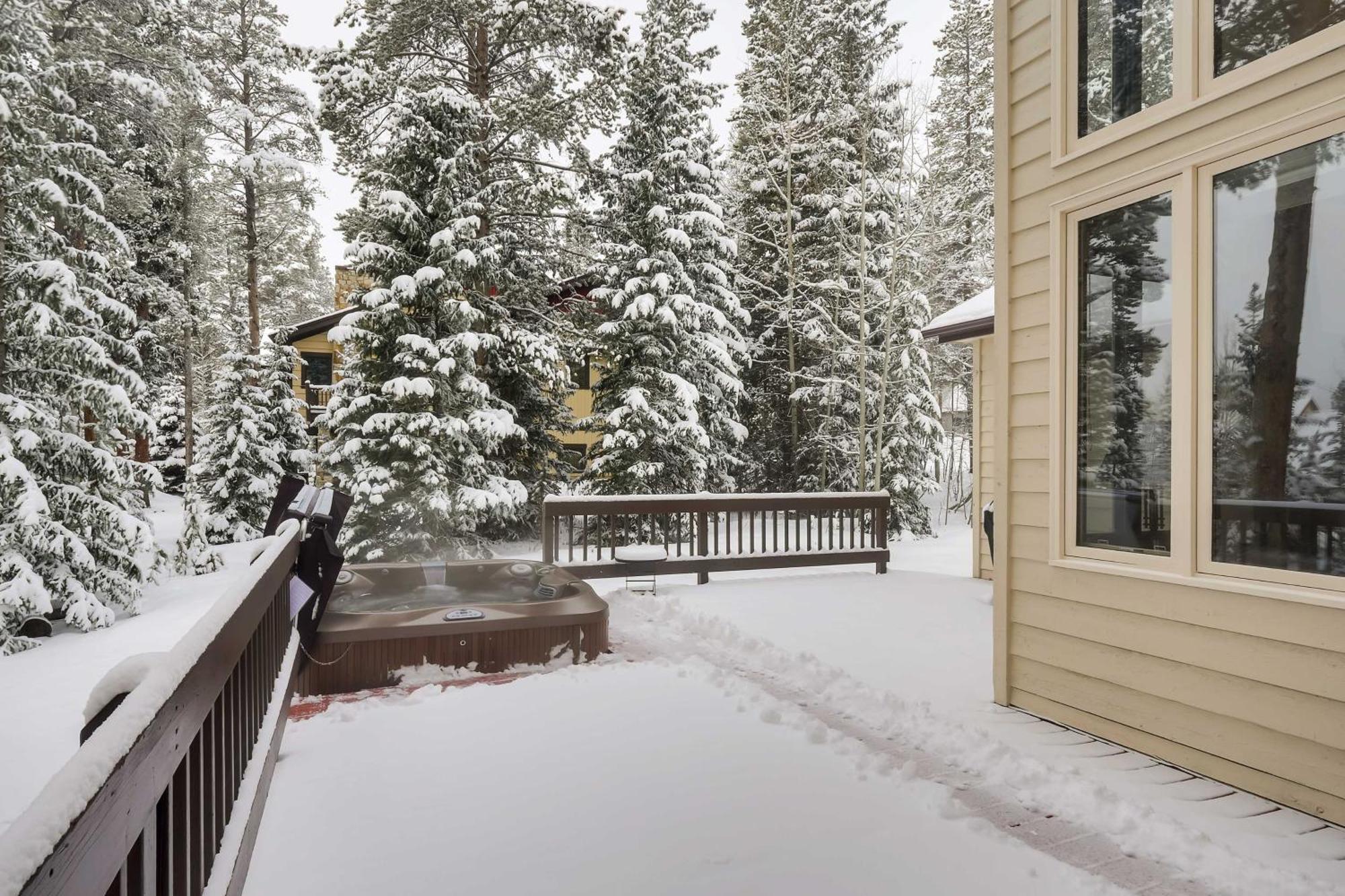 Idyllic Forested Breck Home Hot Tub And Ski Shuttle Breckenridge Eksteriør billede